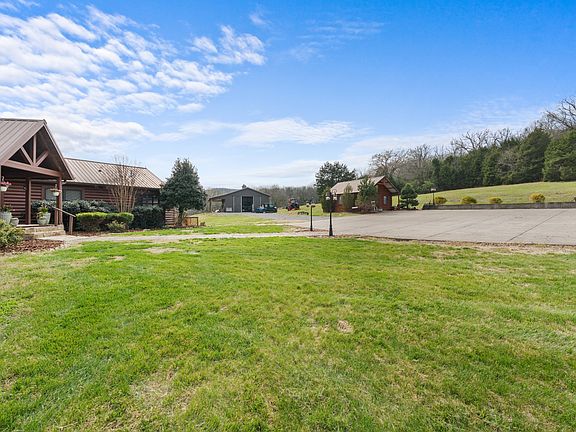 60th image of 2063 Kennedy Creek Rd