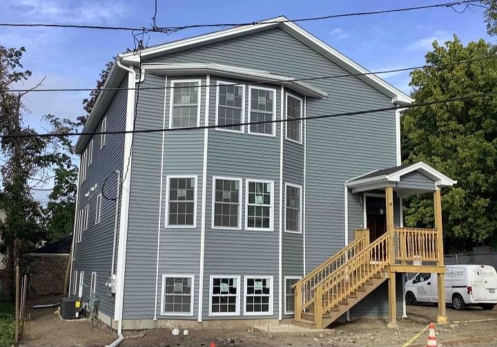 Brand new apartment - Two family-home with spacious open floor.
