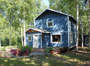 3590 Isberg Rd, Fairbanks, AK 99709