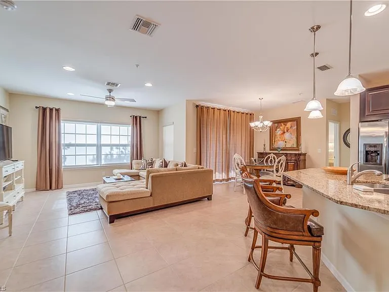 8540 Violeta St #202 — Photo 5