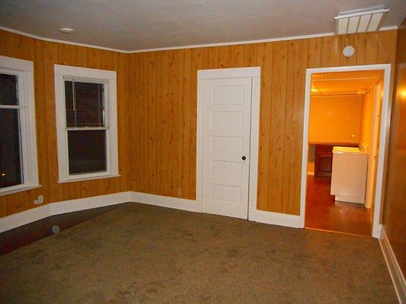 2nd image of 147 Fremont St Unit 2
