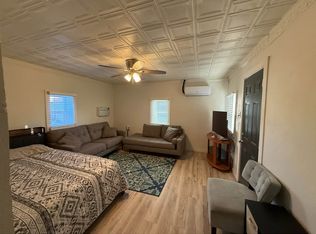 1414 7th St NW #1, Albuquerque, NM 87102