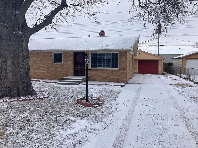 1409 Mittendorf Dr — Photo 5