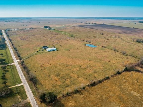 3rd image of 17714 Day Rd