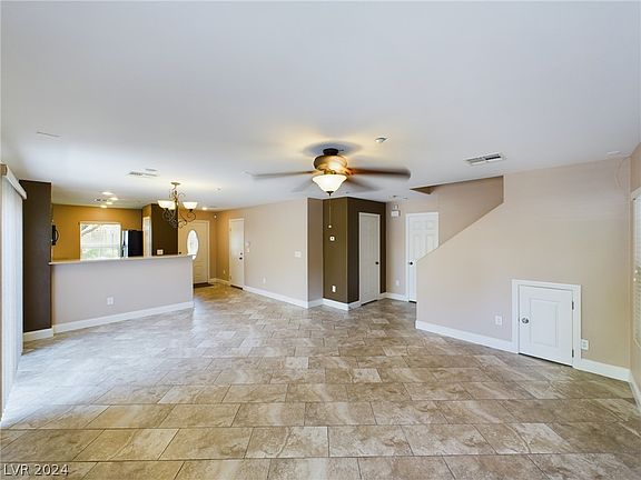 4th image of 4141 Hardwick Ct