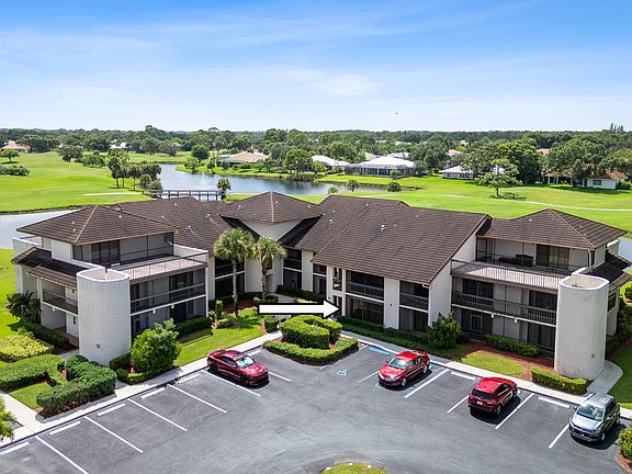 4th image of 3200 Twin Lakes Terrace #102