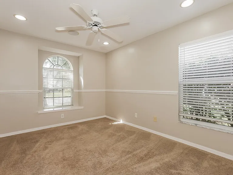 2010 Berry Lake Dr — Photo 12