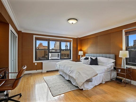 4th image of 54 W 16th St APT 15B