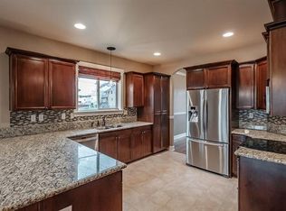 445 Lydia Ln, Lebanon, OR 97355