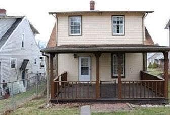 2nd image of 360 Pershing Dr