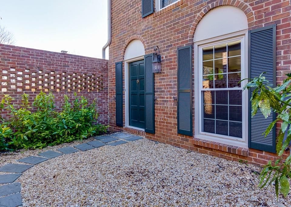 300 The Chace, Sandy Springs, GA 30328 Zillow