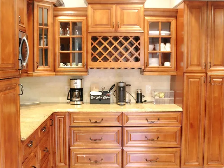 4115 W San Pedro St — Photo 20