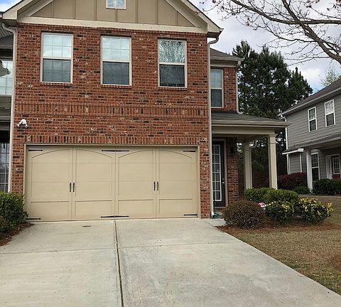 2nd image of 1515 Creek Bend Ln