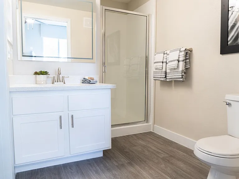 St. Clair Apartment Homes — Photo 9