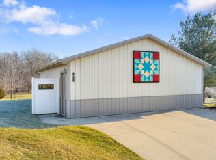 850 9th Ave SE, Independence, IA 50644