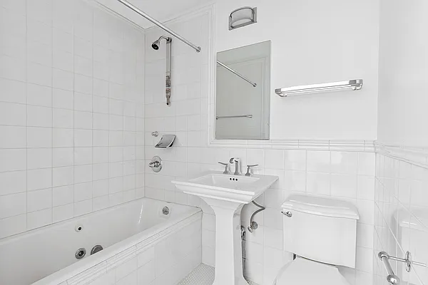 Sold by Corcoran | media 14