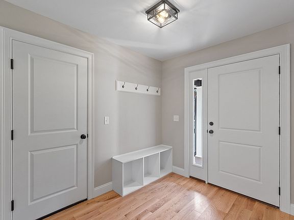 5th image of 23 E Prospect St #1