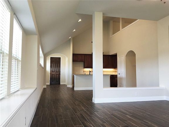 5th image of 2026 Silent Shore St