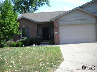 1948 Winding Meadows Dr, Monroe, MI 48162