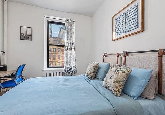 4th image of 400 W 47th St APT 2B