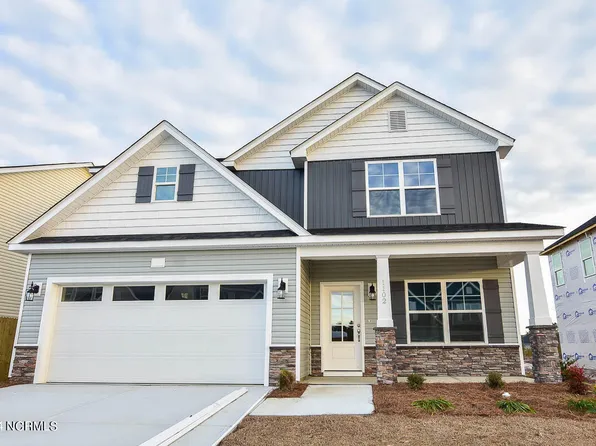 1102 Terraces Lane, Hampstead, NC 28443