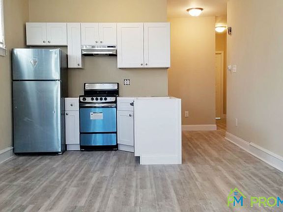 5th image of 7179 Glenloch St #1