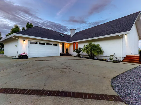 8454 Crown Way, Redding, CA 96001