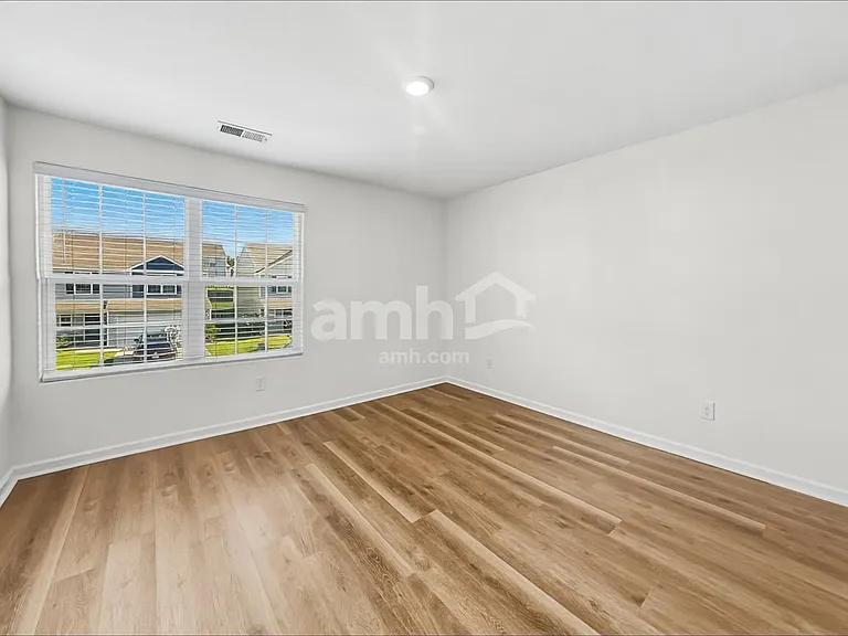 6038 Mason Tucker Dr — Photo 16