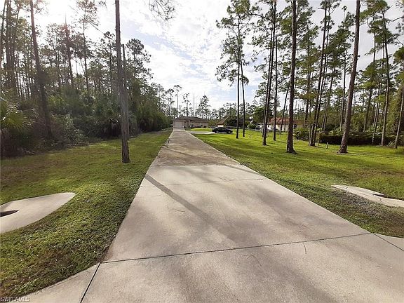 2nd image of 685 Desoto Blvd S