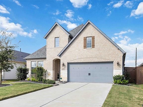 3rd image of 5622 Vintage Oaks Ln #5622