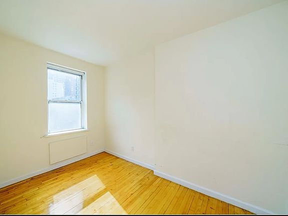 4th image of 245 E 34th St APT 2A
