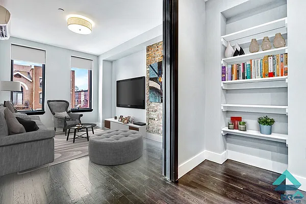 Rented by EXR | media 3