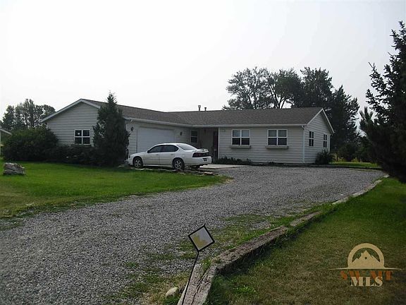 2nd image of 100 Latigo Dr