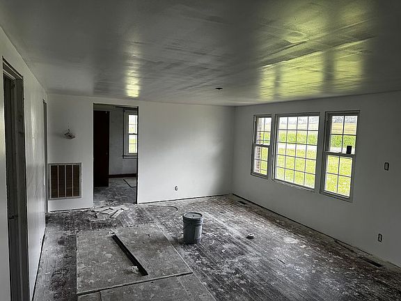 5th image of 3823 Friendship Eaton Rd