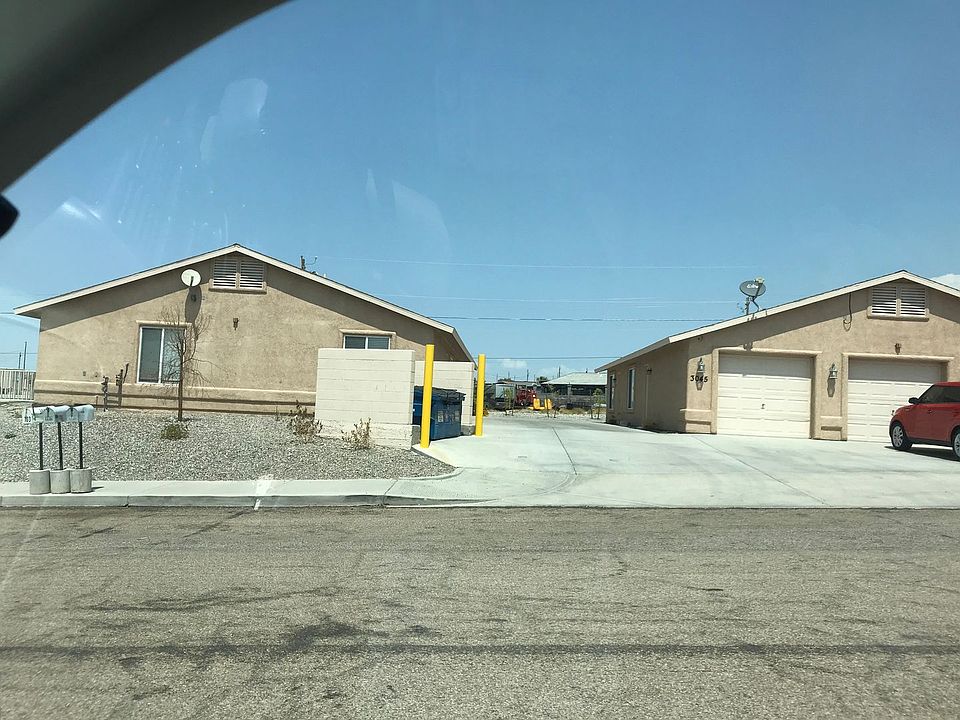 1st image of 3045 Palisades Dr #103