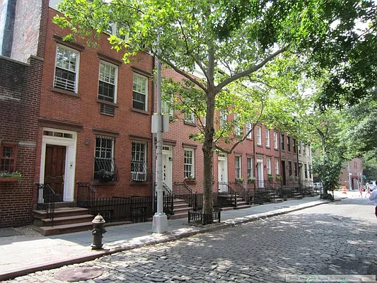 Rented by Bond New York | media 59