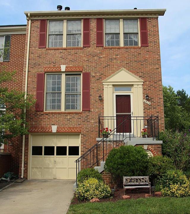 1st image of 4019 Dogberry Ln