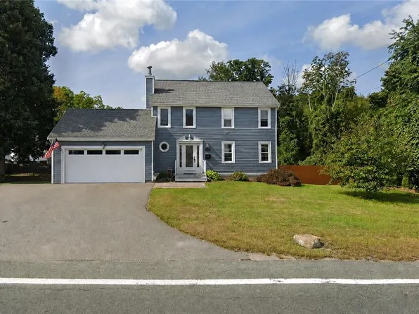 1368 Charles St, North Providence, RI 02904