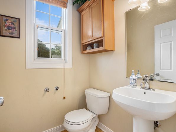 4764 Golden Ridge Trl