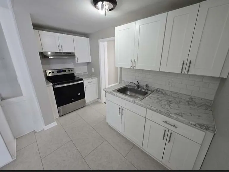 286 Lake Ave #1 — Photo 8