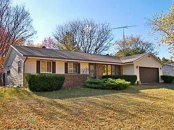 5th image of 3816 Skyview Dr