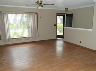 922 N King St, Ottawa, KS 66067