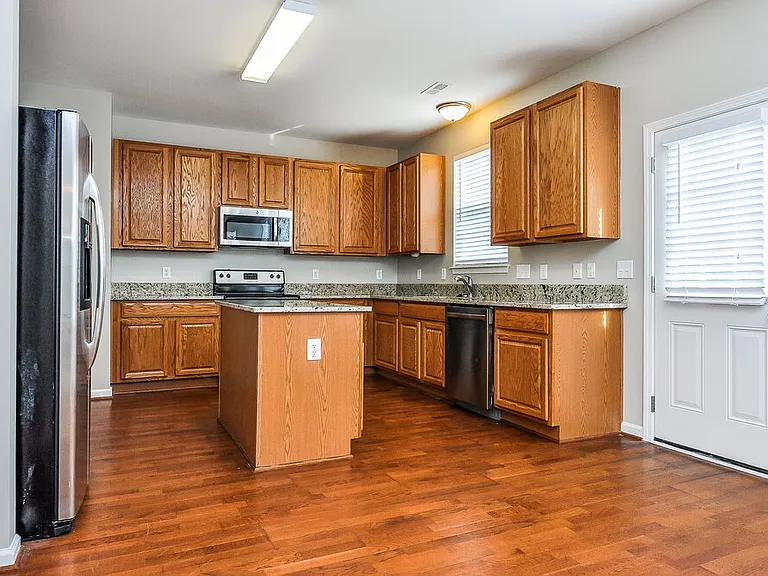 306 Hope Valley Rd — Photo 10