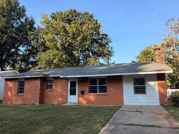 1309 Bailey Dr, Pine Bluff, AR 71601