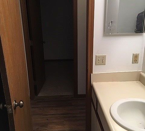 3rd image of 5803 Ryewyck Dr APT 2