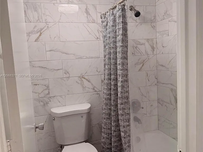 1200 NW 87th Ave #413 — Photo 7