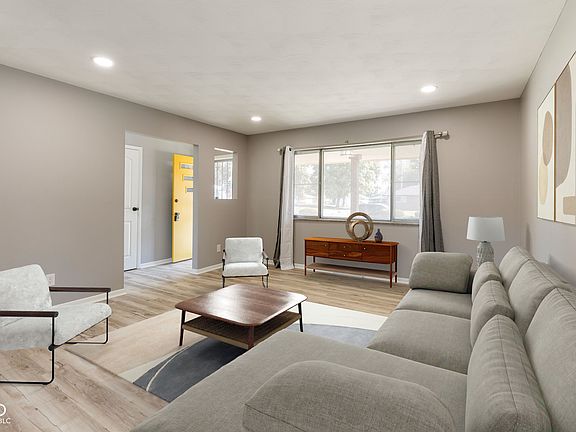 3rd image of 3454 N Lesley Ave