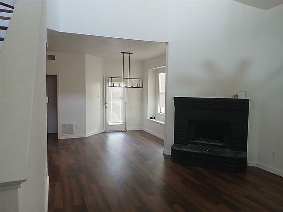 3rd image of 4305 Sierra Dr