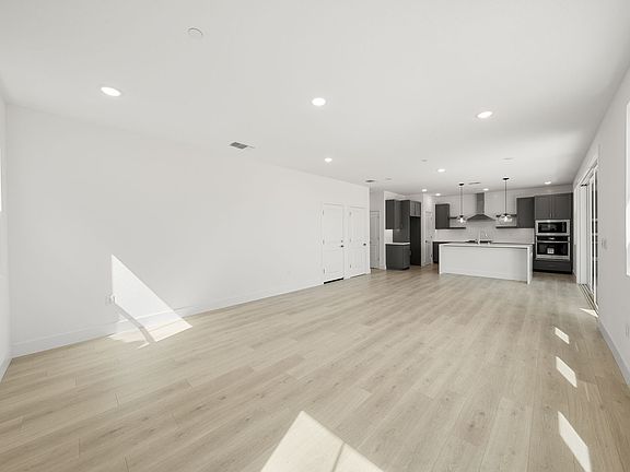 4th image of 12332 Coal Creek Way