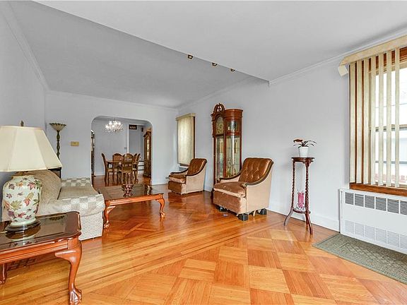 4th image of 4203 Avenue I